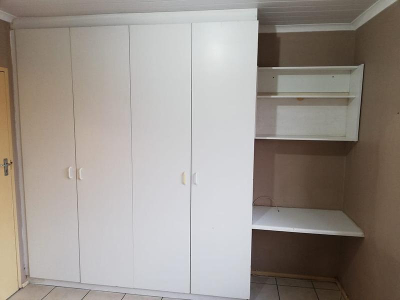 To Let 1 Bedroom Property for Rent in Morgenster Western Cape
